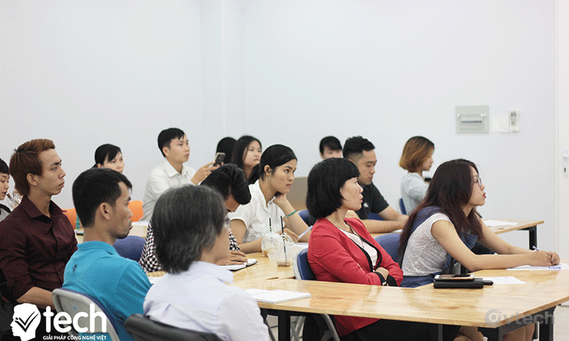 Buổi chia sẻ Độc chiêu bán hàng qua Facebook và Zalo